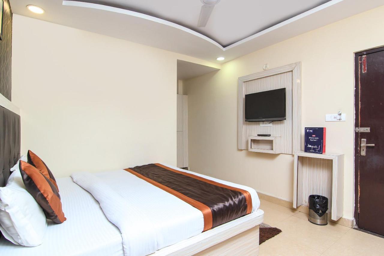 Oyo 8883 Hotel Comfort Zone Lucknow Zewnętrze zdjęcie