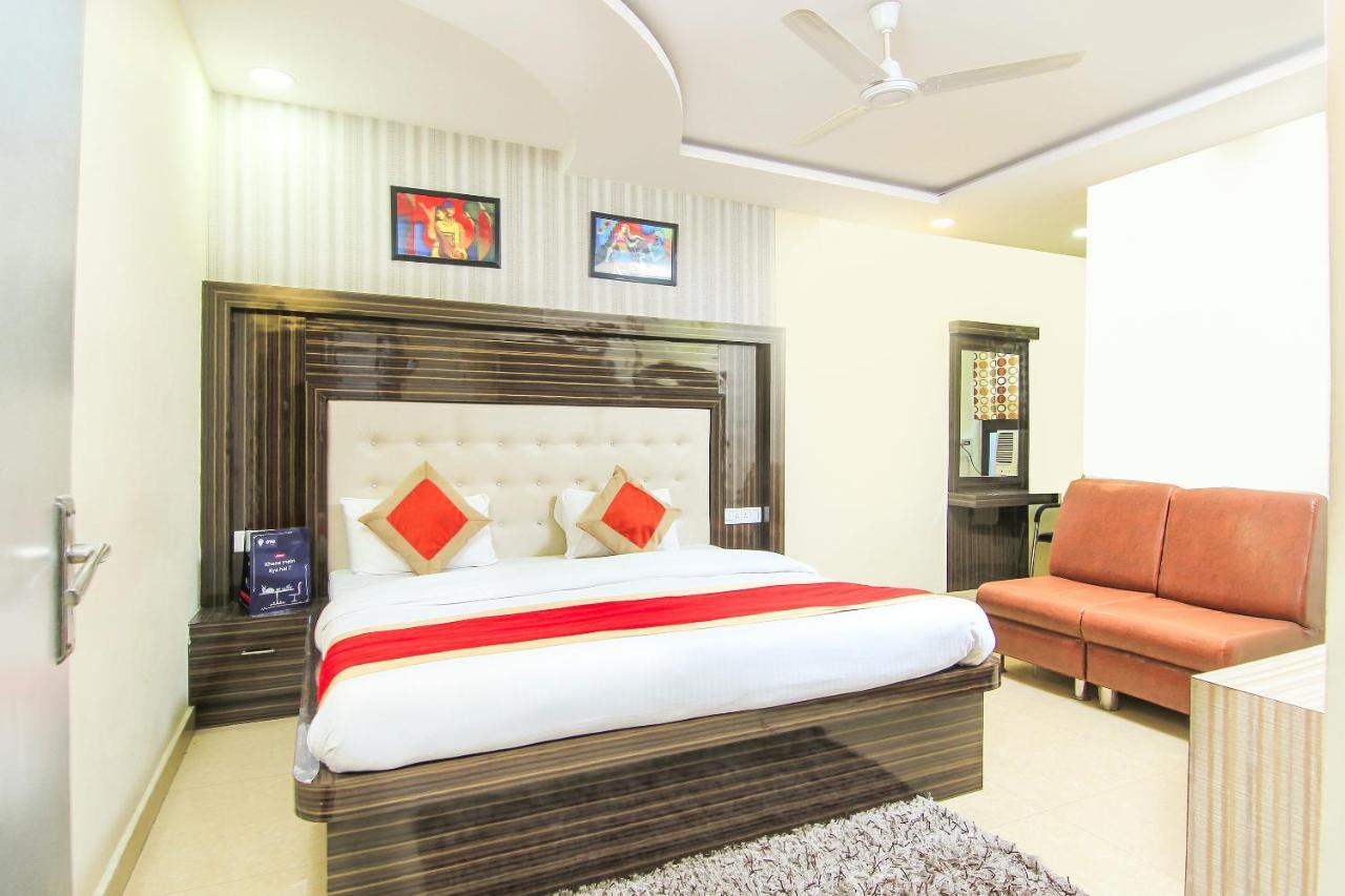 Oyo 8883 Hotel Comfort Zone Lucknow Zewnętrze zdjęcie