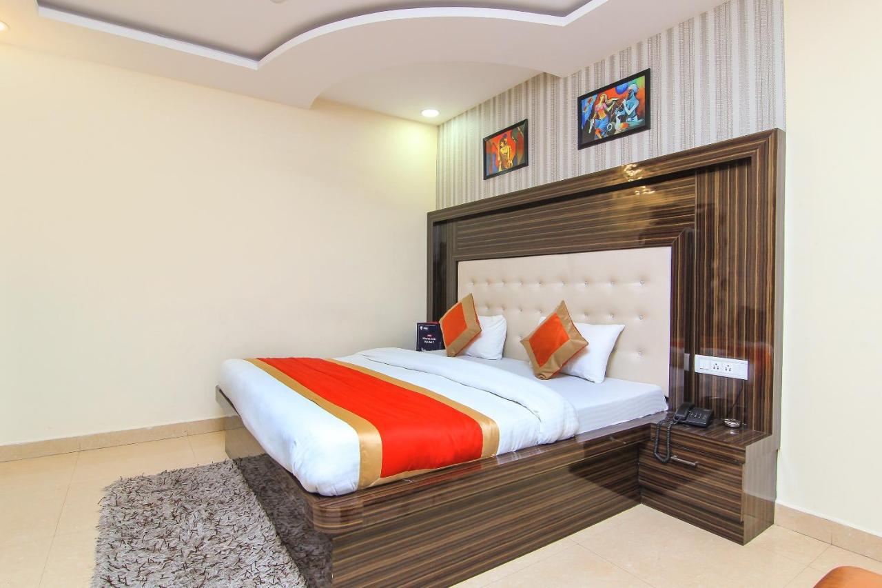 Oyo 8883 Hotel Comfort Zone Lucknow Zewnętrze zdjęcie